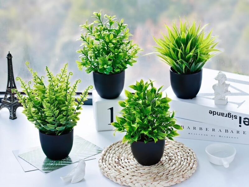 Bafenli 4 Piezas Pequeño Plantas Artificiales Plástico Mini Plantas Falsas con Macetas para Mesa Estante Baño Oficina Casa Decoración - Imagen 3