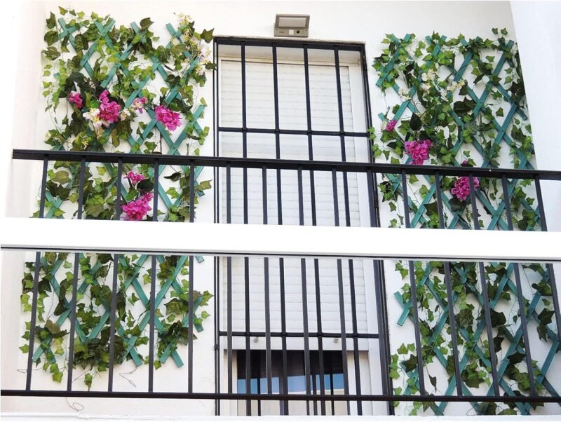 Homvik Plantas Hiedras Enredaderas Artificiales 24Pcsx2.4m Plantas Colgantes Artificiales Guirnalda para Decoración Exterior Boda Hogar Seto Jardín Escalera Ventana Balcón Valla Mesa Fiesta Interior - Imagen 8