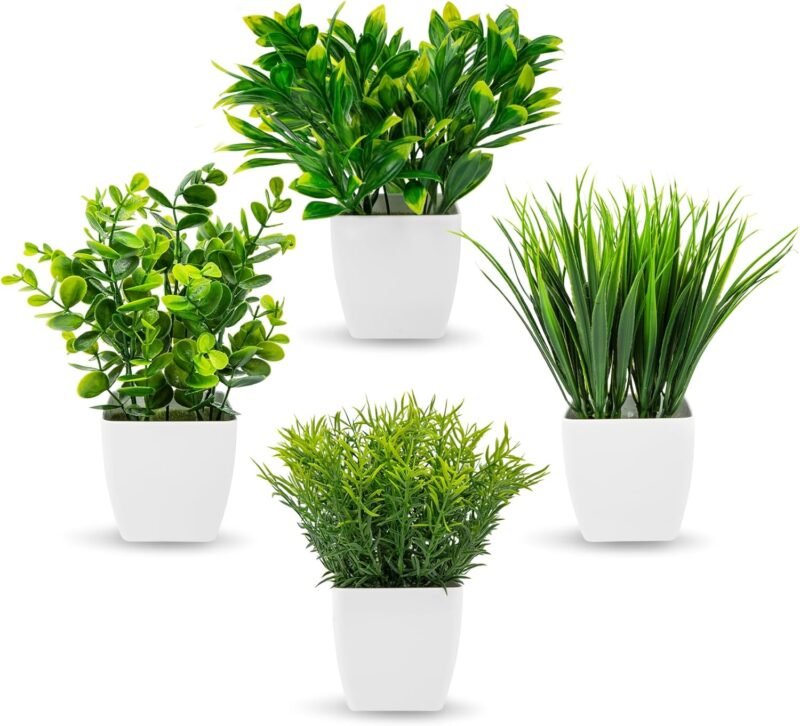 Woltoy 4 Piezas Plantas Artificiales, Planta Artificial de Interior, Plantas Falsas de Plástico, Pequeñas Planta Verde Falsa en Maceta para Oficina Baño Dormitorio Decoración del Hogar