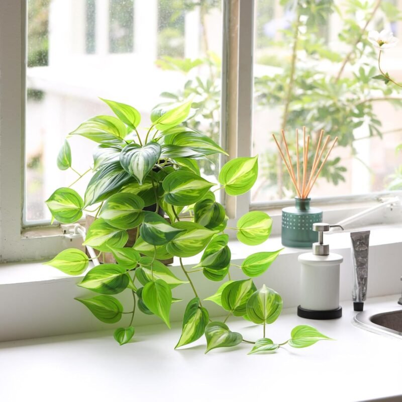 LuckyGreenery Planta falsa artificial de hiedra del diablo, potos dorados, plantas colgantes en maceta para pared, hogar, patio, decoración interior y exterior (26 pulgadas de alto) - Imagen 4
