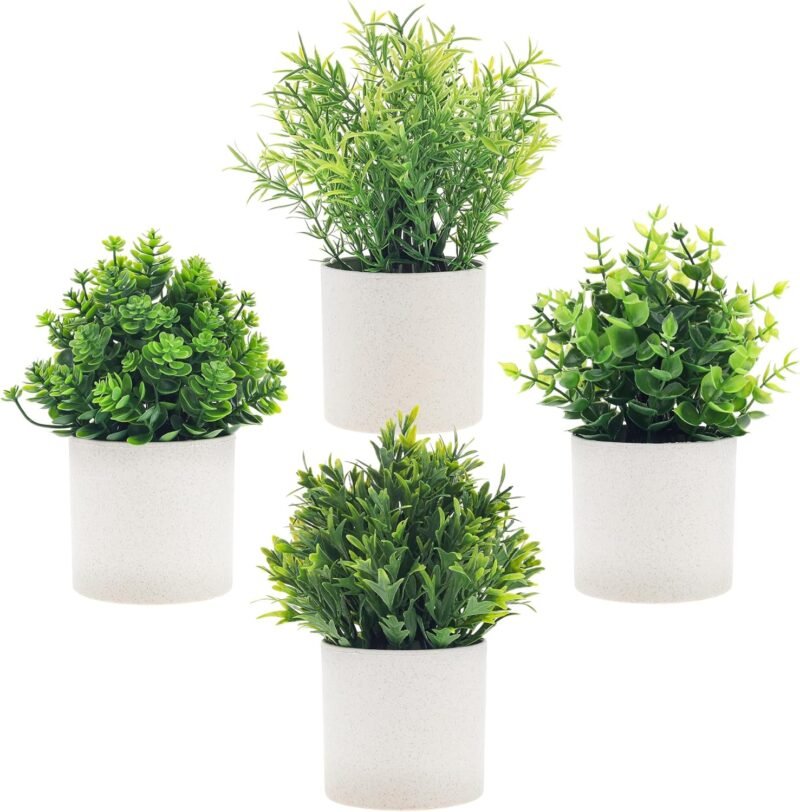 Quancru 4 Piezas Planta Artificial en Maceta Eucalipto Falso Romero Helechos Flocked Greenery Flor Decoración para el hogar Bonsai DIY Oficina Mesa