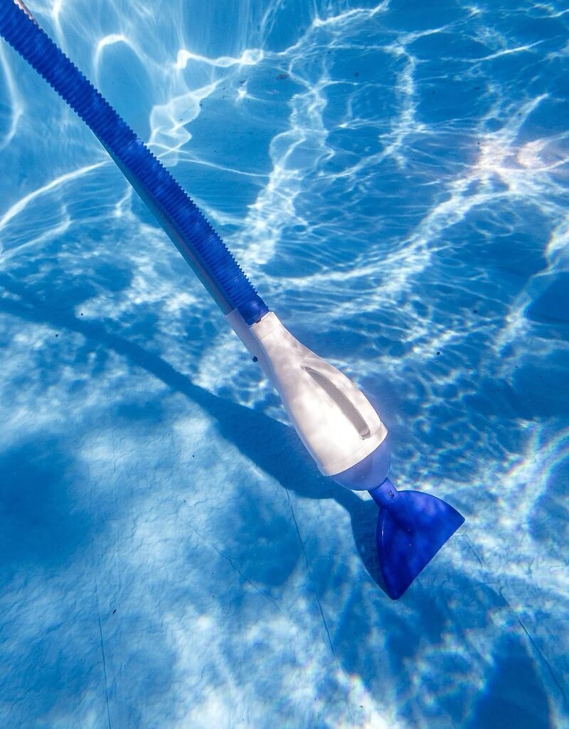 Gre AR20637Z - Limpiafondos de Aspiración de Piscina con Succión Manual “Medium Vac”. Para el Fondo de Piscinas Pequeñas y Medianas. - Imagen 4